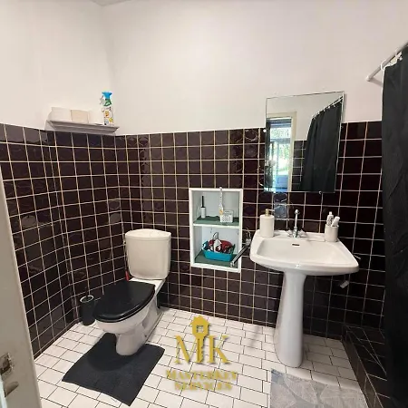 Le Cloitre Jardin Privatif, Apartment