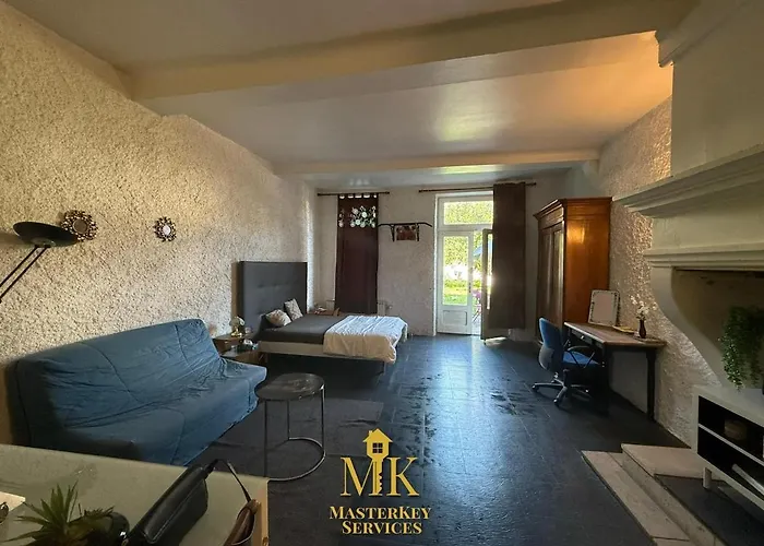 Cosy & Authentique - Centre Апартаменты *